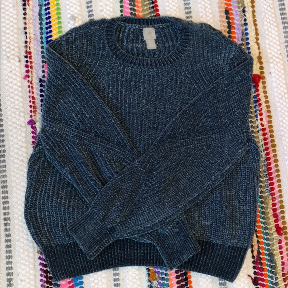 H&M soft crew neck sweater